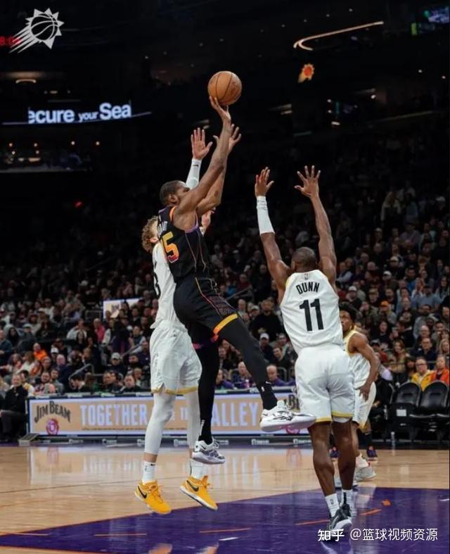 湖人击败爵士双星联手砍下场高分的简单介绍