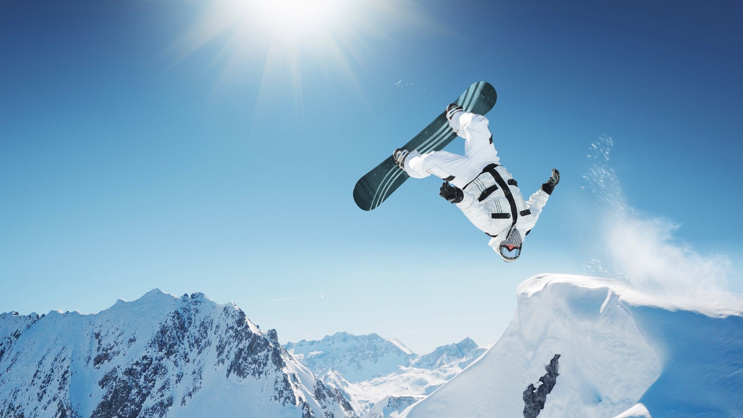 浓眉哥官方宣布晋级下一阶段新规，老鹰引发争议！观众掌声雷动